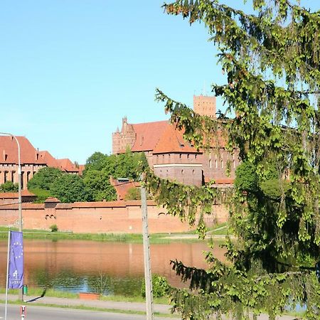 Gosciniec W Malborku Apartment Bagian luar foto