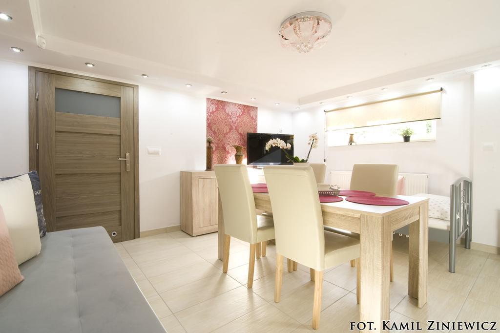 Gosciniec W Malborku Apartment Bagian luar foto
