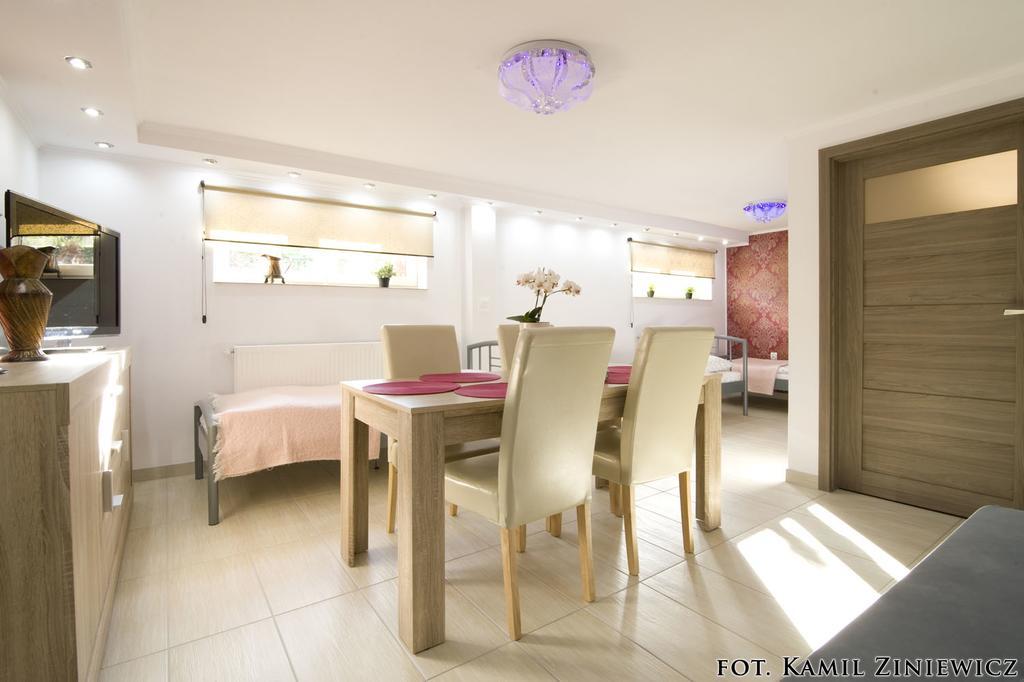 Gosciniec W Malborku Apartment Bagian luar foto